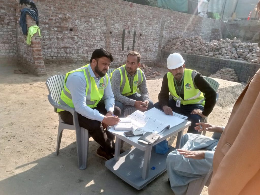 Construction Services in Lahore: Building Dreams into Reality