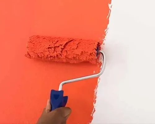 homeowner-painting-wall-with-paint-roller-722×368 homeowner-painting-wall-with-paint-roller-722x368